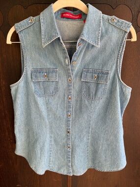 Gloria Vanderbilt Light Blue Denim Sleeveless Button-Front Top Sz M